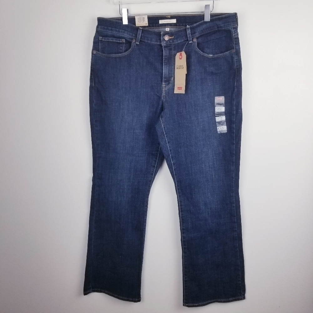 Levi's Classic Bootcut Jeans NWT 16 Short